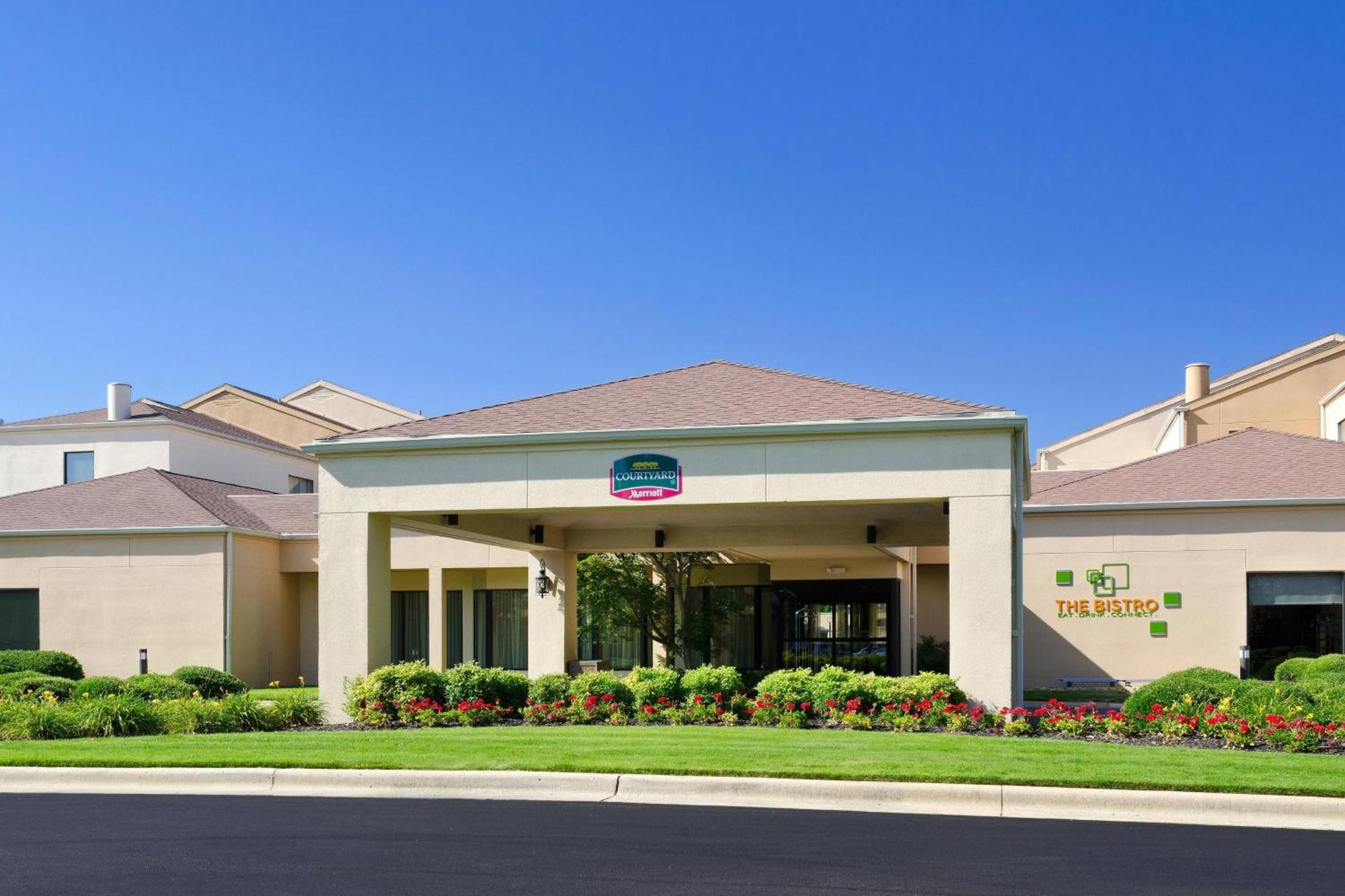 Courtyard By Marriott Huntsville University Drive Exterior photo